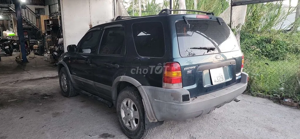 Ford Escape 2002 photo 3