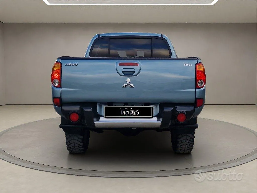 Mitsubishi L200 2007 photo 4