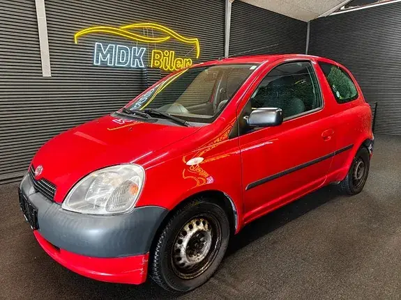 Toyota Yaris 2002 photo 2