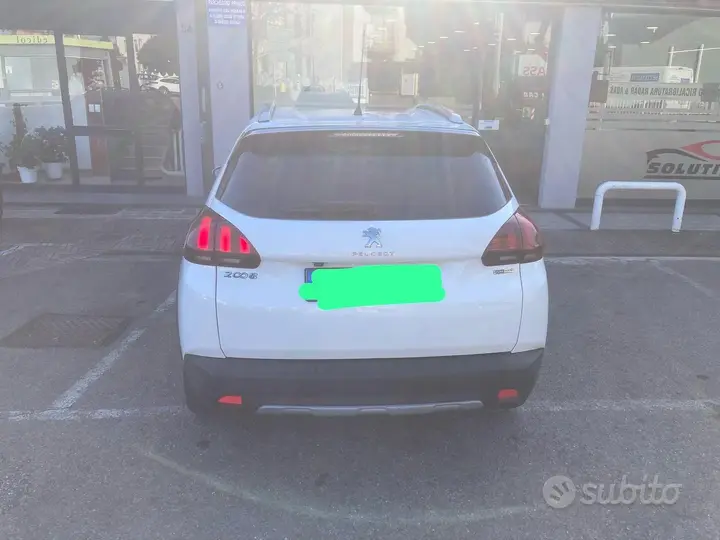 Peugeot 2008 2017 photo 3