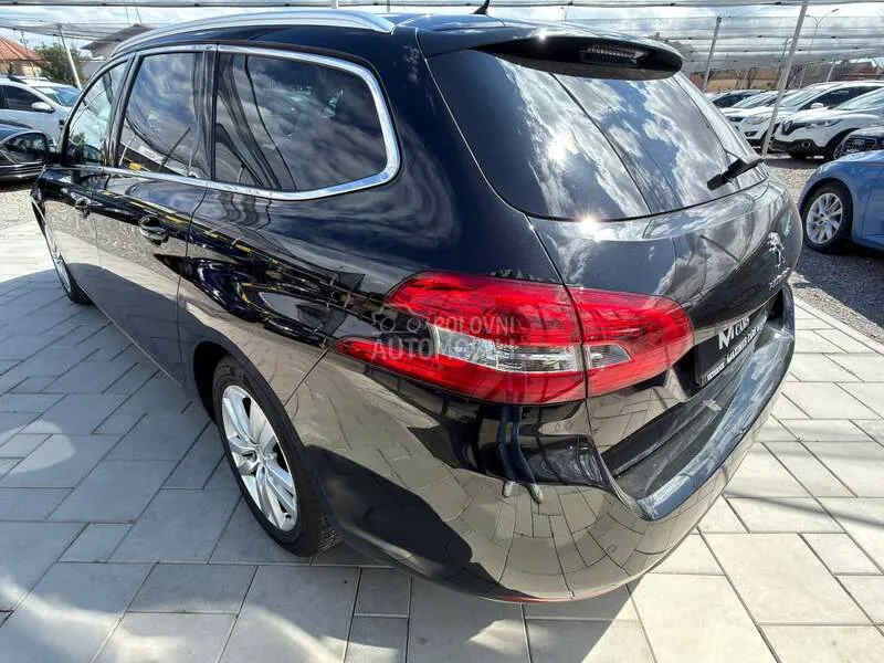 Peugeot 308 2015 photo 5