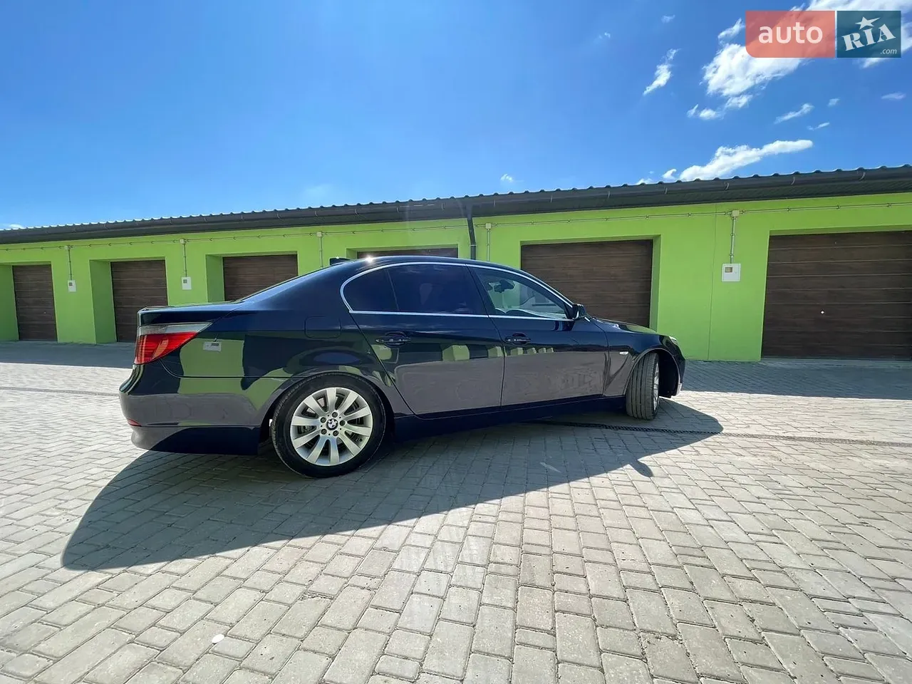 BMW 5 Series 2005 photo 3