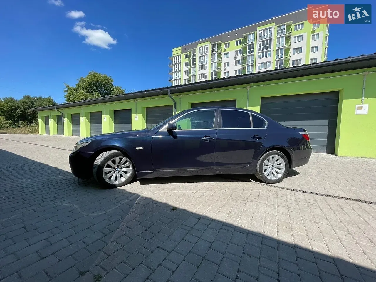 BMW 5 Series 2005 photo 4