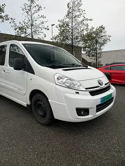 Toyota Proace 2013 photo 3