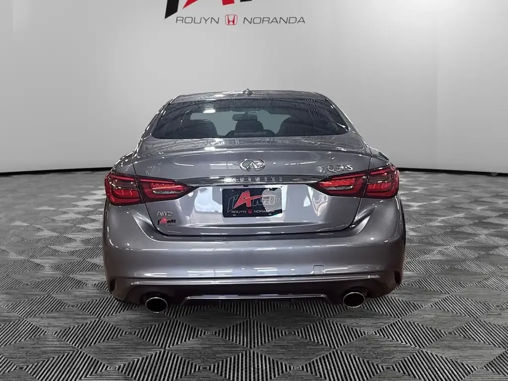 Infiniti Q50 2018 photo 5