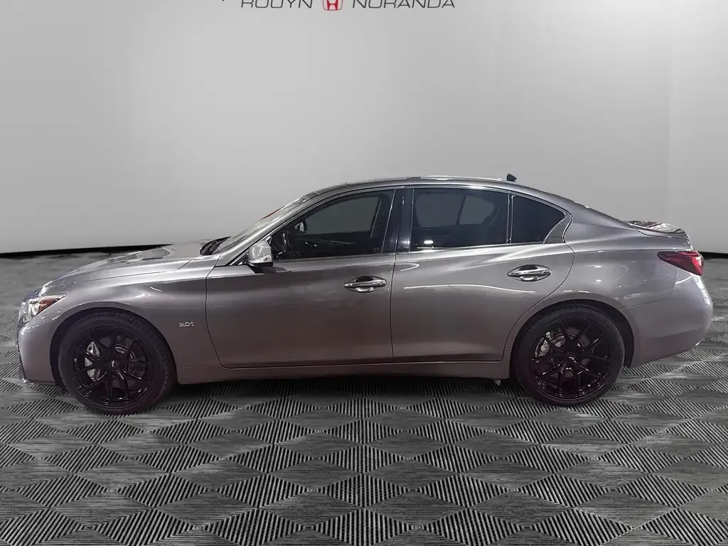 Infiniti Q50 2018 photo 3