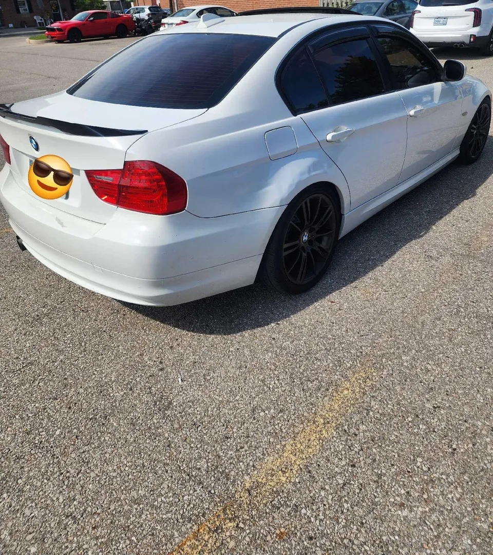 BMW 3Series 2012 photo 4