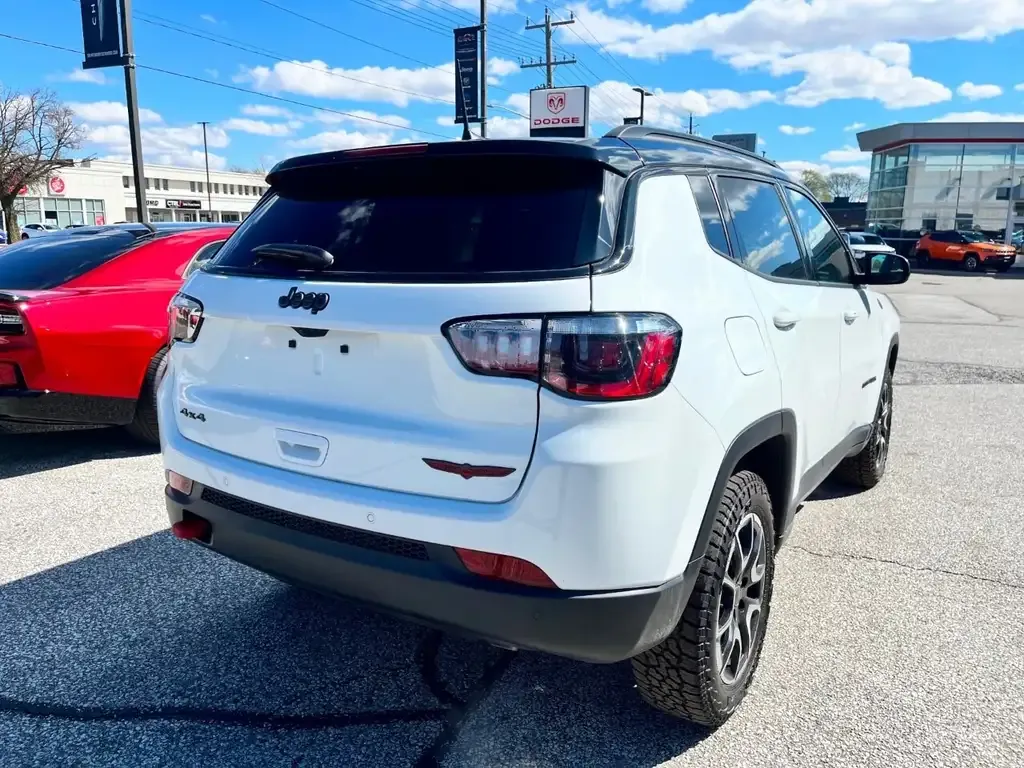 Jeep Compass 2026 photo 4