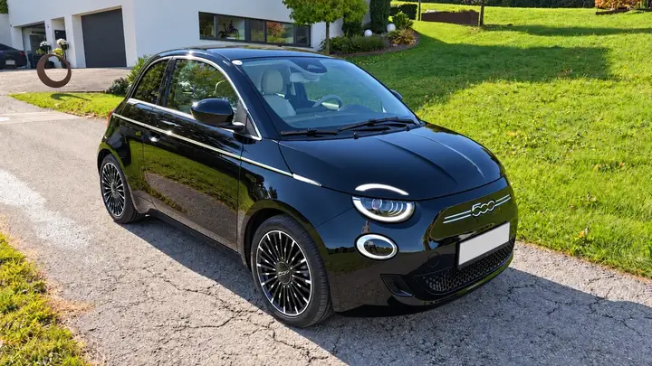 Fiat 500E