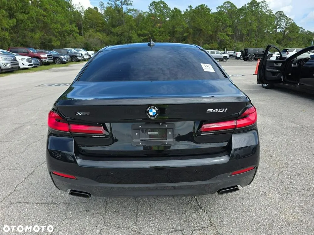 BMW Seria 5 2021 photo 5