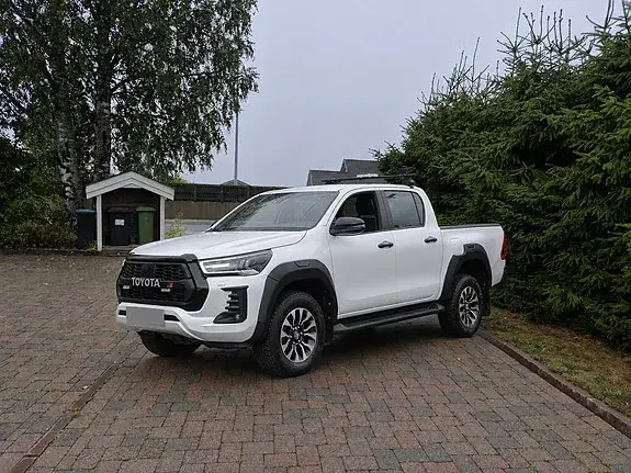 Toyota Hilux 2024 photo 4