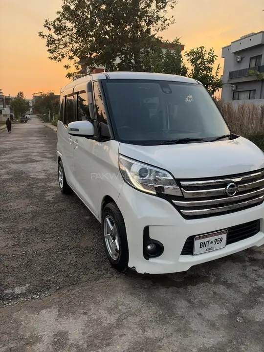 Nissan Dayz Roox
