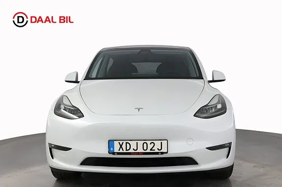 Tesla Model Y 2023 photo 2