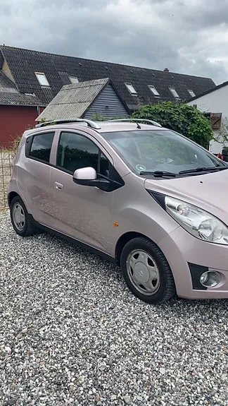 Chevrolet Spark 2011 photo 2