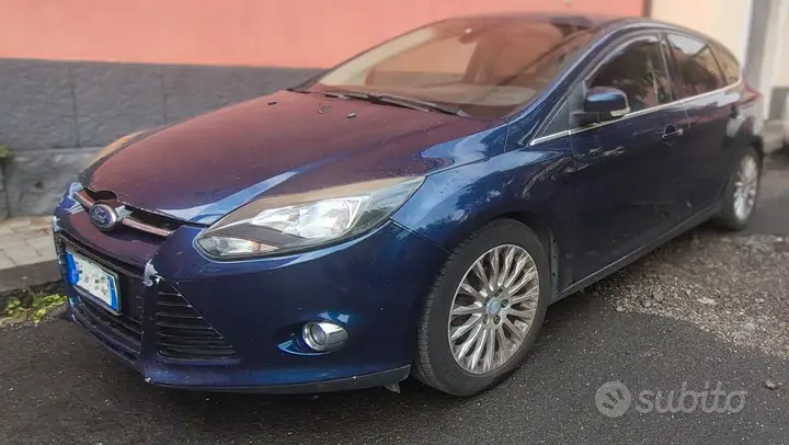 Ford Focus 2011 photo 3