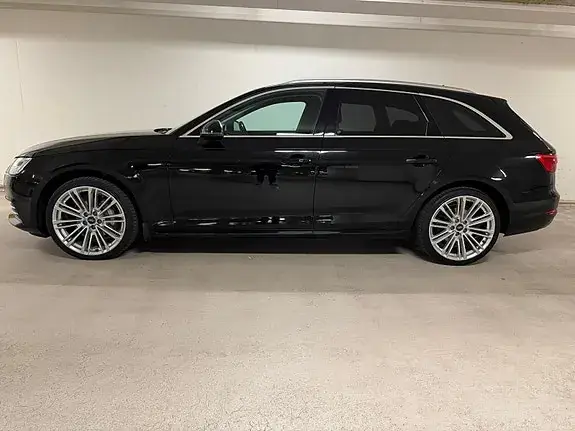 Audi A4 2016 photo 2