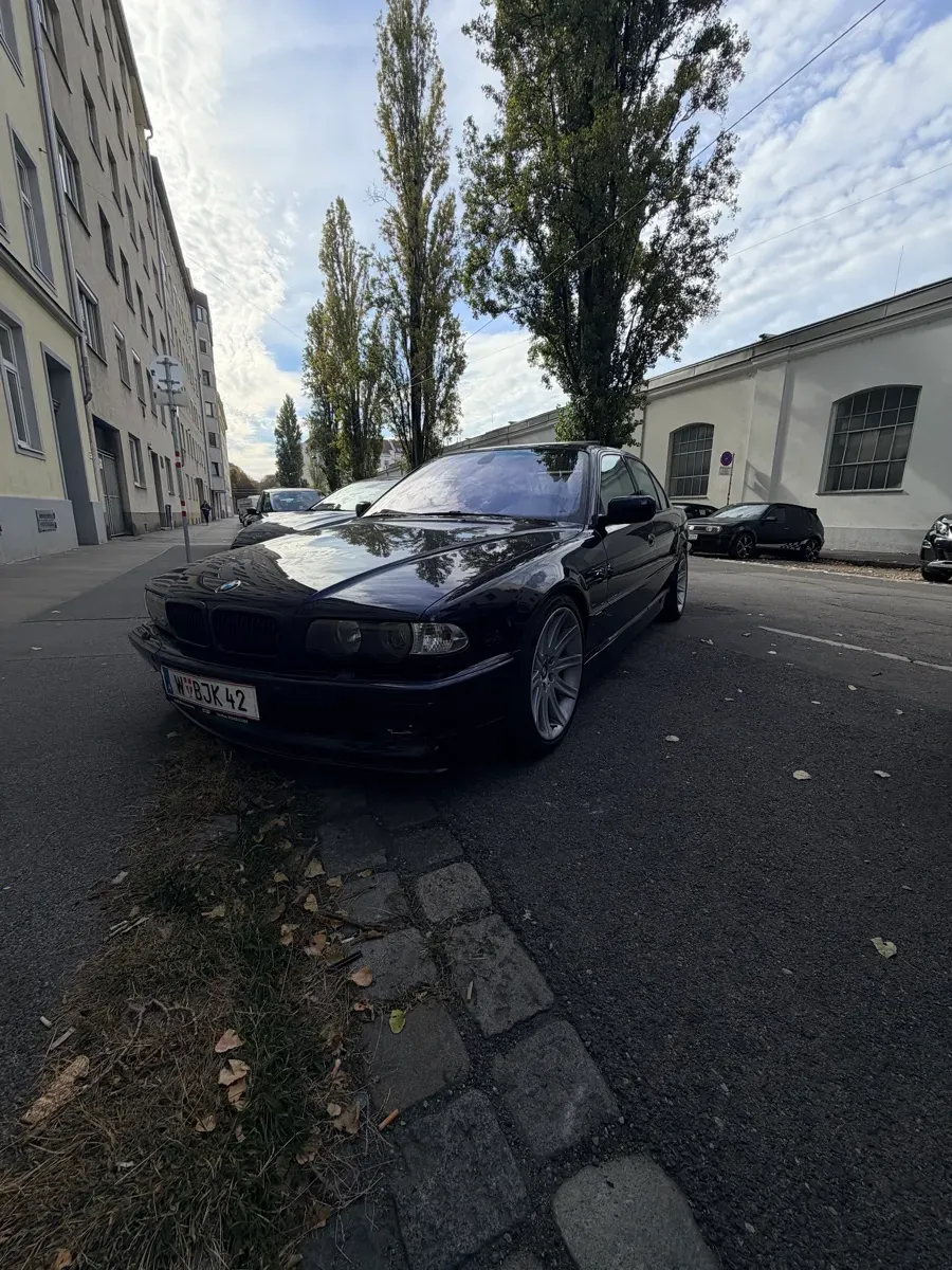 BMW 7 Series 2001 photo 3