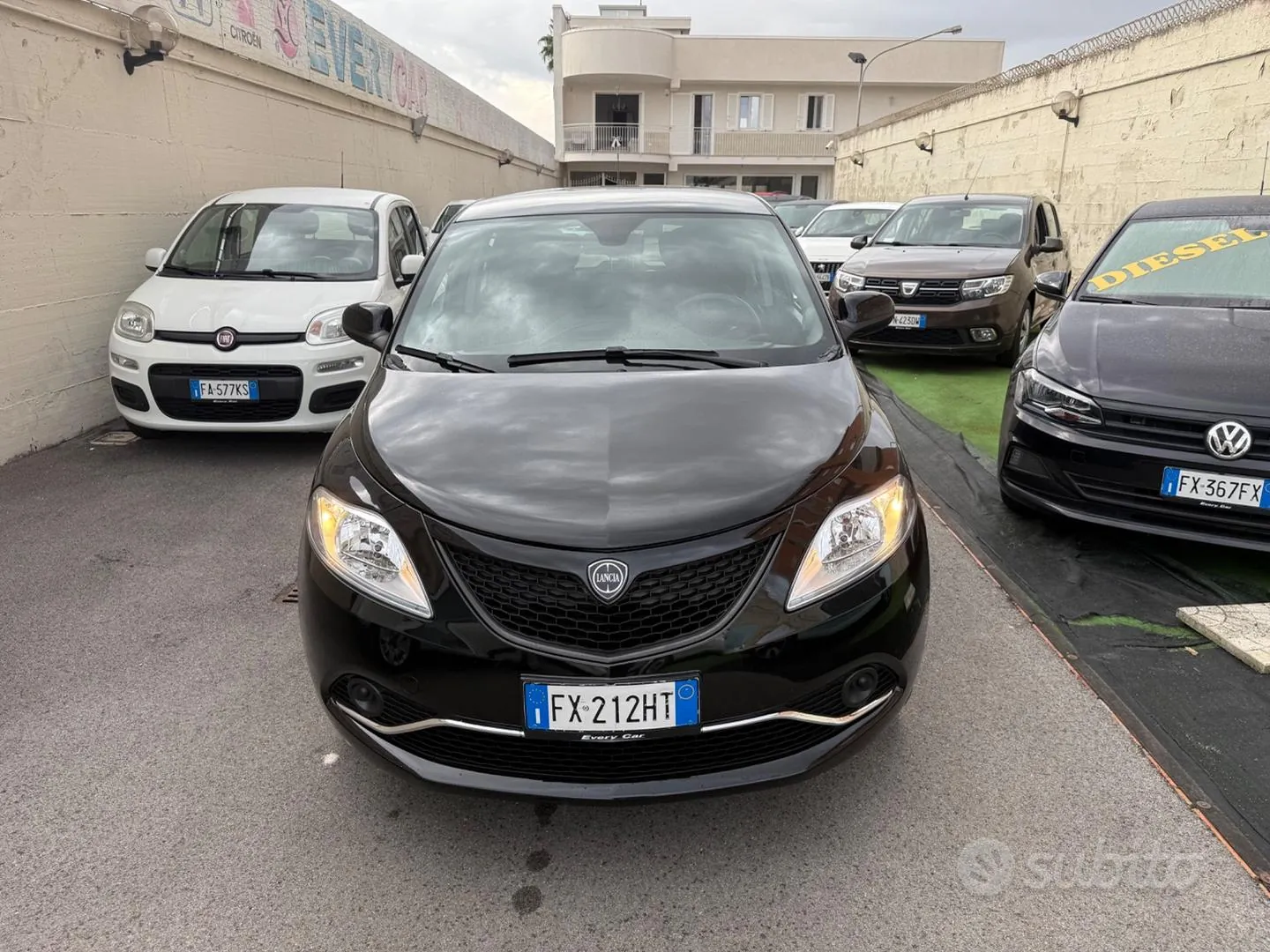 Lancia Ypsilon 2019 photo 2