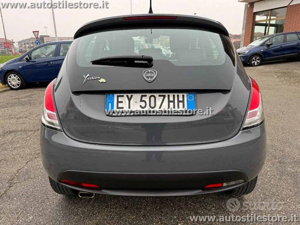 Lancia Ypsilon 2015 photo 5