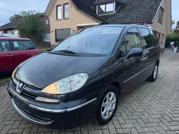 Peugeot 807