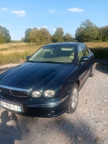 Jaguar X-Type