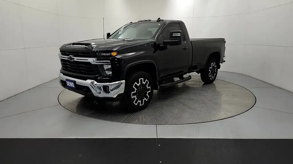Chevrolet Silverado 2500 2026 photo 4