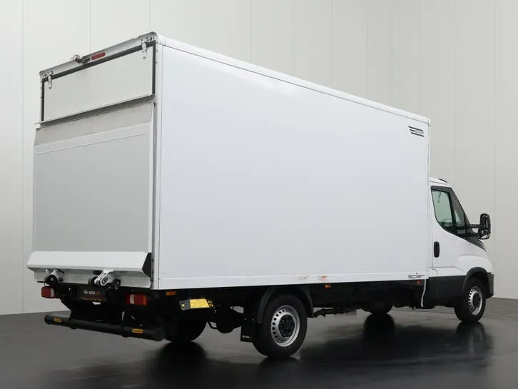 Iveco Daily 2023 photo 2