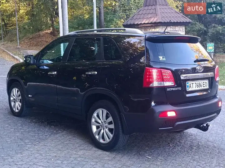 Kia Sorento 2011 photo 4