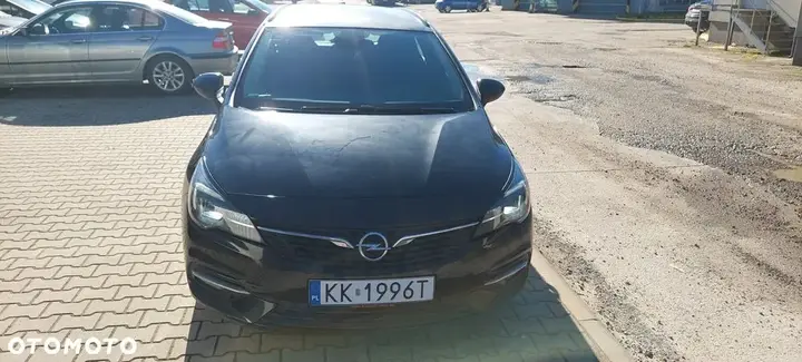 Opel Astra 2021 photo 2