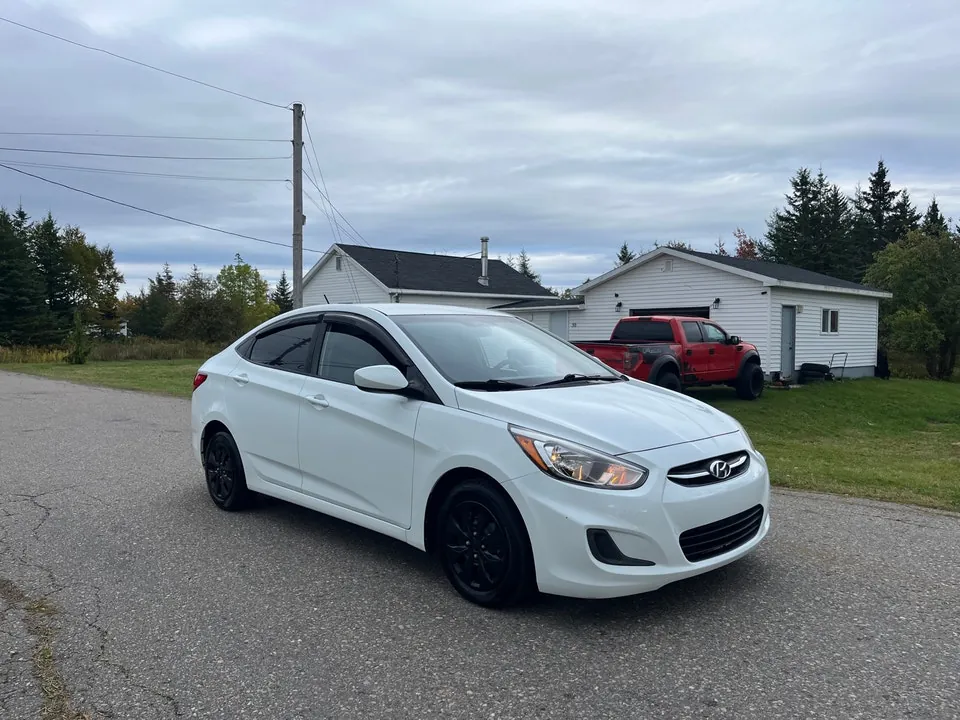 Hyundai Accent 2016 photo 3
