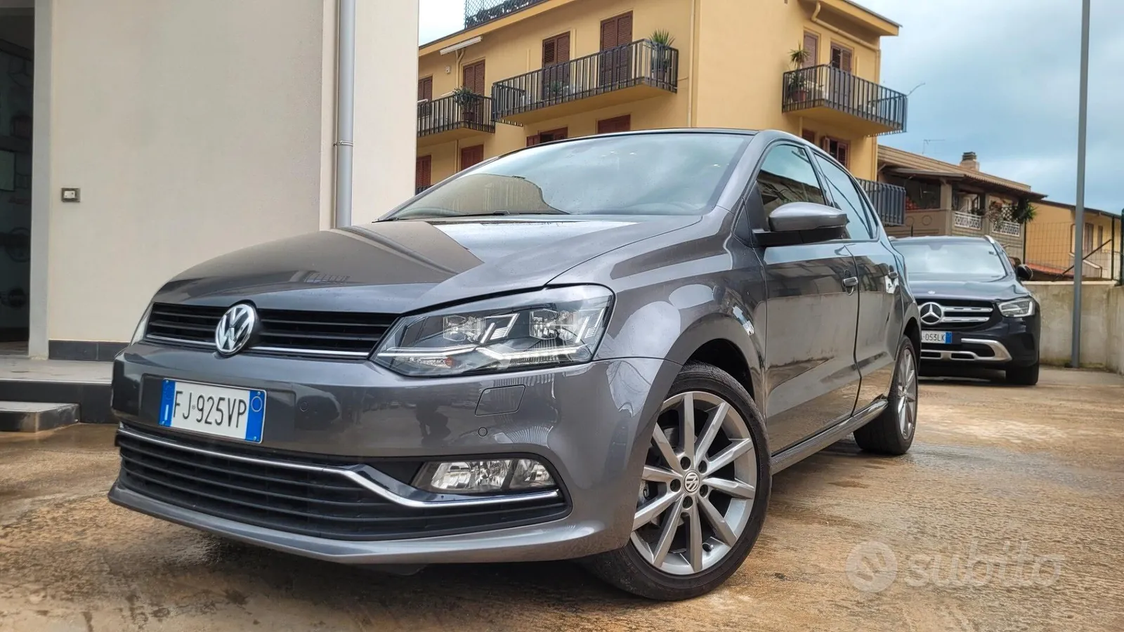 Volkswagen Polo 2017 photo 2