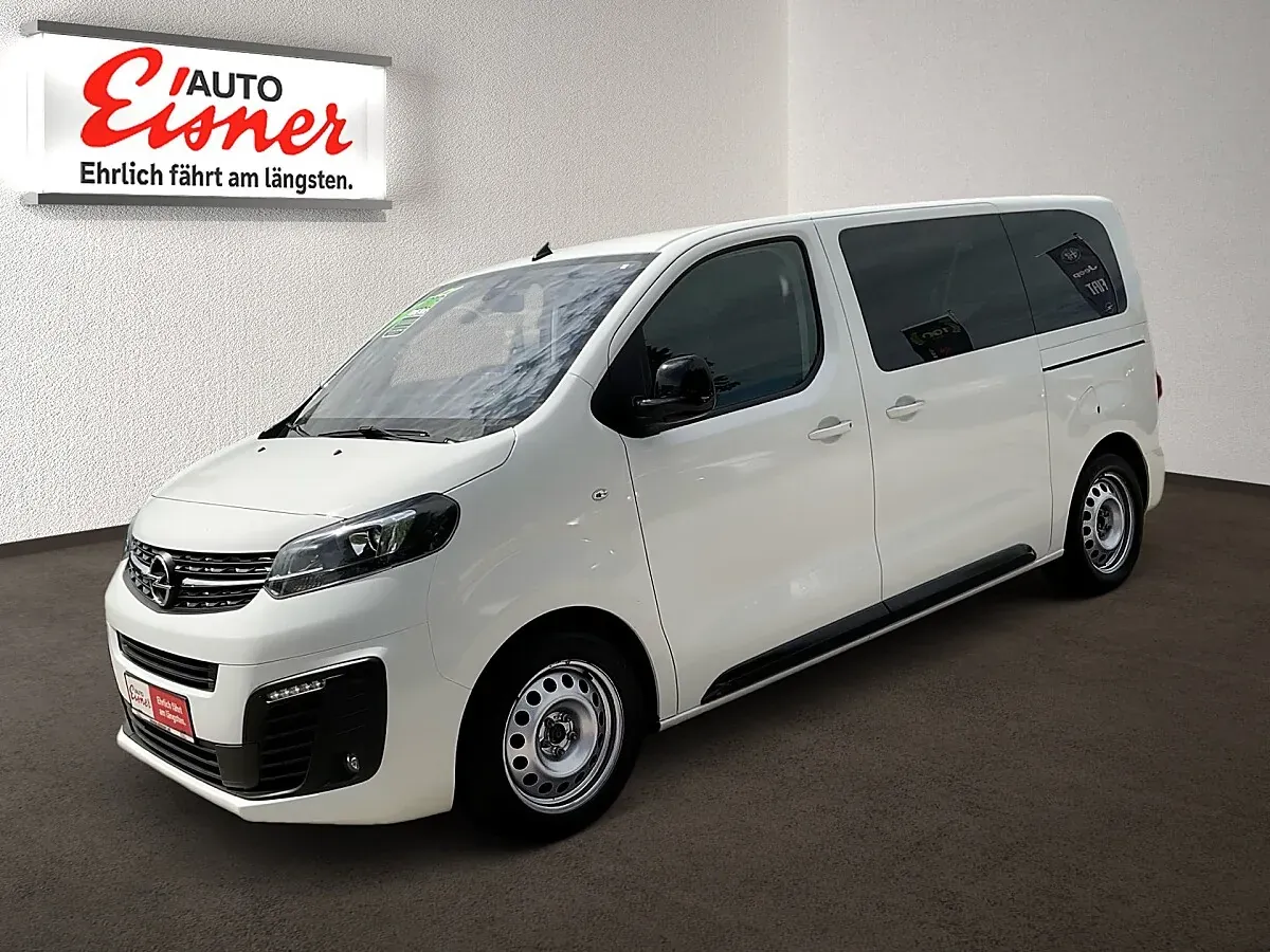 Opel Zafira 2022 photo 3