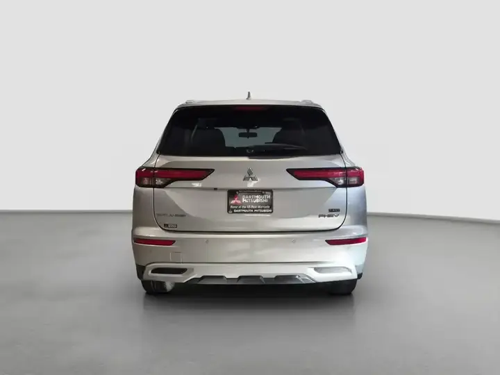 Mitsubishi Outlander 2025 photo 5