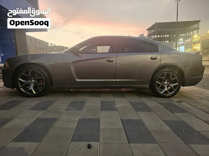 Dodge Charger 2011 photo 3