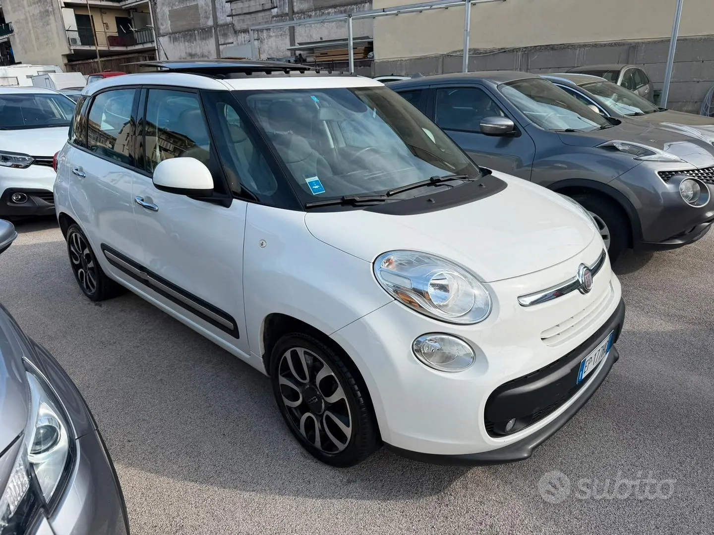 Fiat 500L 2013 photo 2