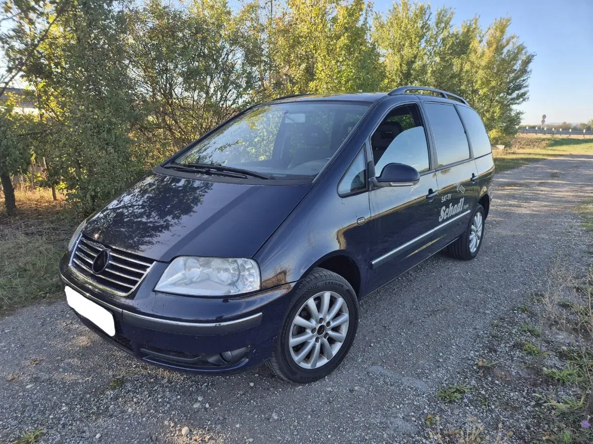 Volkswagen Sharan 2008 photo 2