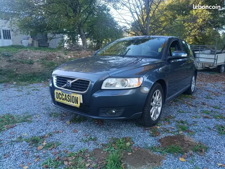 Volvo V50