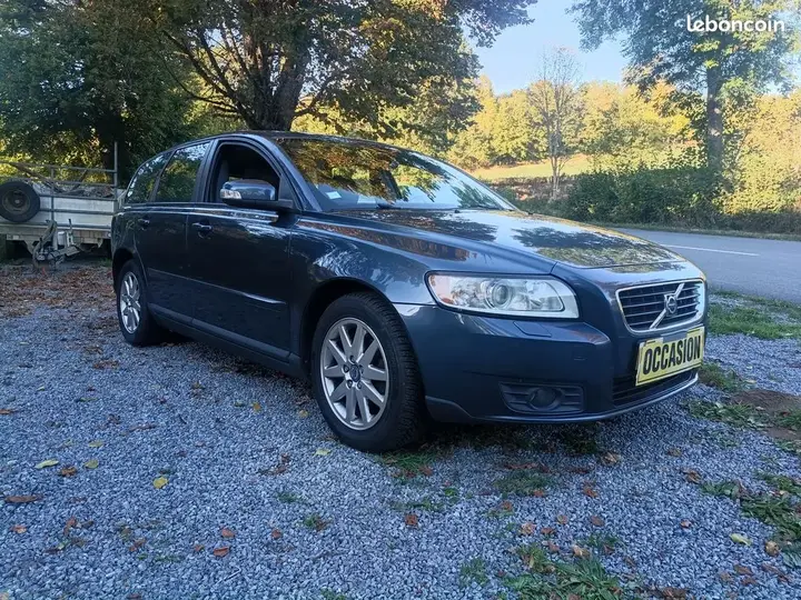 Volvo V50 2008 photo 2