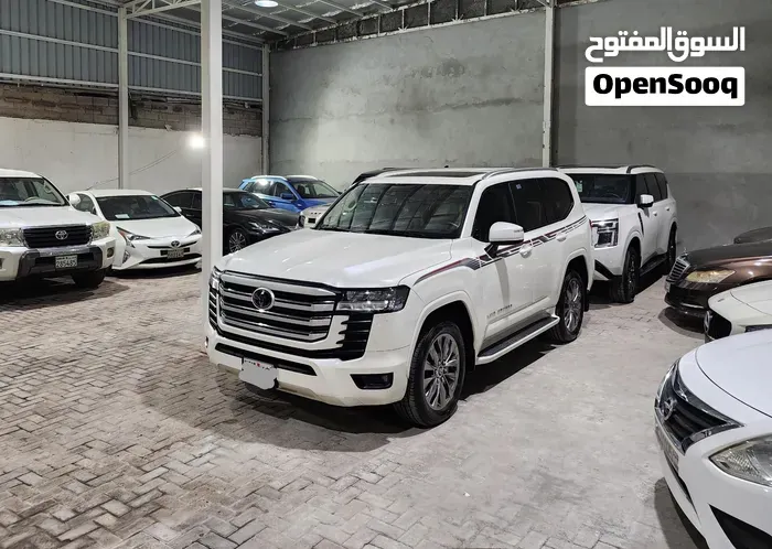 Toyota Land Cruiser 2023 photo 2