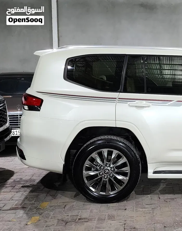 Toyota Land Cruiser 2023 photo 4