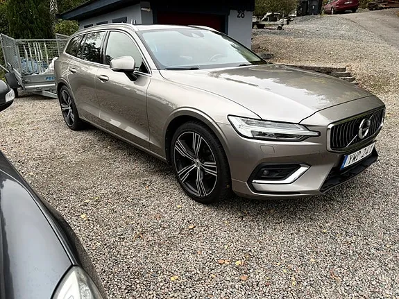 Volvo V60 2019 photo 3