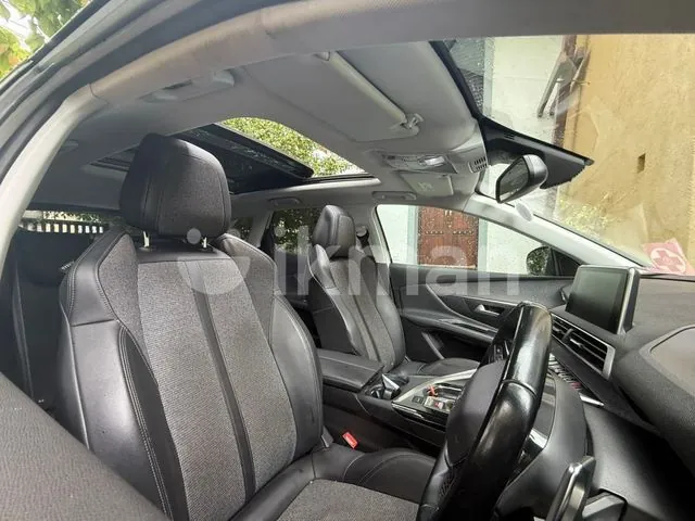 Peugeot 3008 2019 photo 5