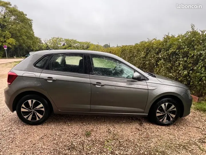 Volkswagen Polo 2021 photo 2