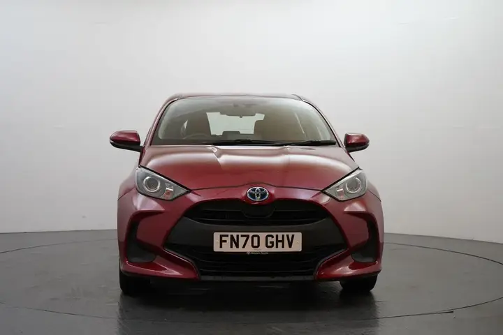 Toyota Yaris 2020 photo 2