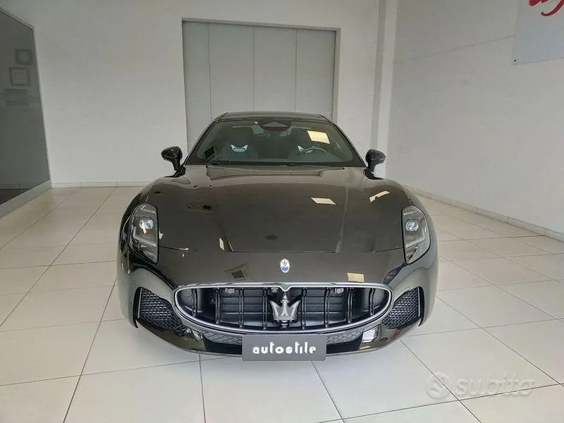 Maserati Granturismo 2024 photo 2