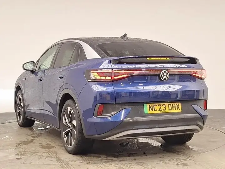 Volkswagen Id.5 2023 photo 2