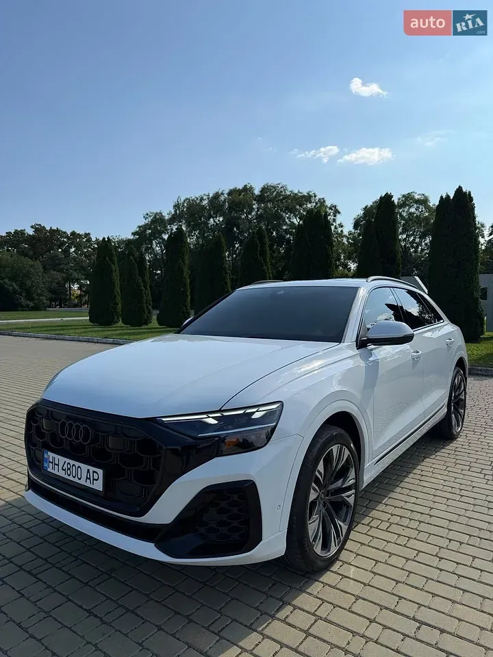 Audi Q8