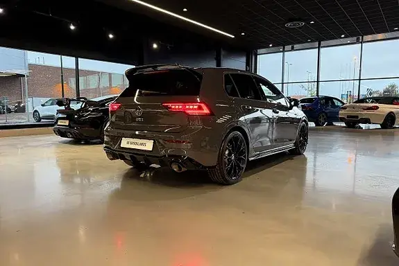 Volkswagen Golf I 2025 photo 3