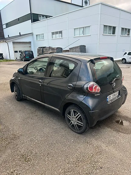 Toyota Aygo 2013 photo 5