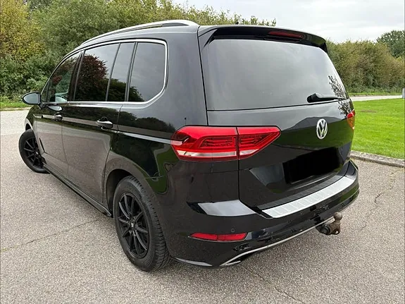 Volkswagen Touran 2020 photo 3
